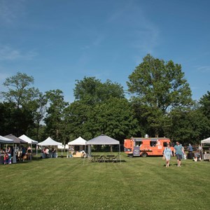 LMT Farmer's Market, Edgewood Village Park Photo By Karen Daddona